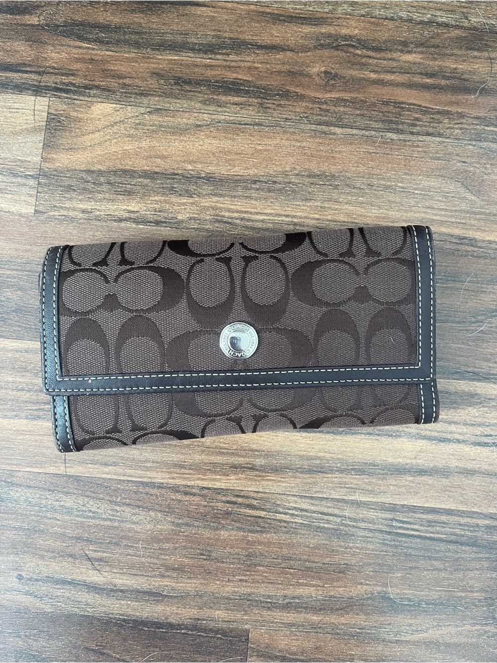 Coach Brown Signature Continental Wallet with Logo Snap